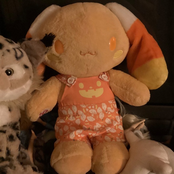 B.A.B cinnamoroll Halloween plush - Picture 2 of 2